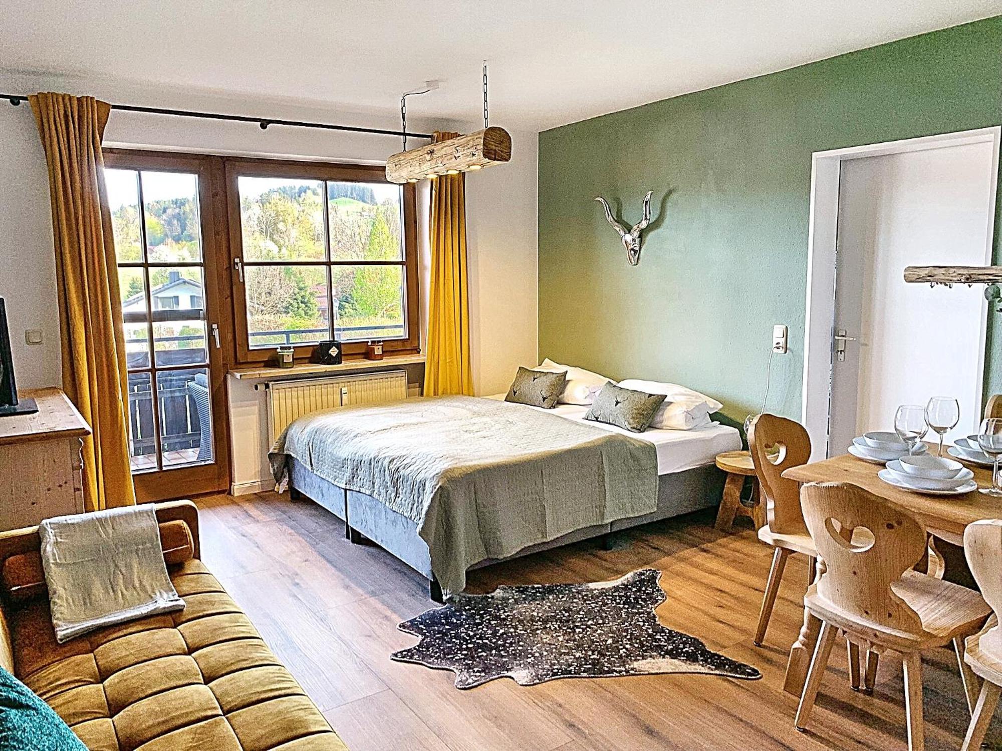 Lindners Hideaways - Bergnest Lodge - Bergblick Fewo 6 Pers Balkon Garten Hund Ski Unterkunft Luftkurort Oberreute Naehe Buchenegger Wasserfaelle Eistobel Bodensee Екстериор снимка